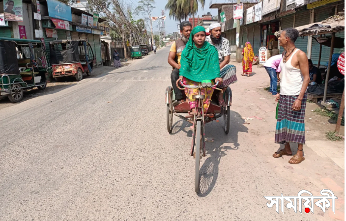 rojina শারীরিক প্রতিবন্ধী রোজিনা একজন রিক্সা শ্রমিক