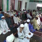 Patuakhali Advence Eid Pic 01 1 পটুয়াখালী সদর উপজেলার বদরপুর দরবার শরীফের মুসুল্লিরা বুধবার ঈদ-উল-ফিতর পালন করেছেন।