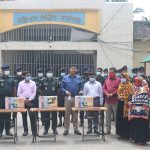 Barishal Photo Rickshaw van sewing machine distributed among the released prisoners including Piraya Aktar 2nd from right released from Barishal Central Jail 1 মিথ্যা মামলায় দীর্ঘ ২৬ বছর কারাভোগের পর মুক্তি পেয়েছেন পিরোজপুরের পিয়ারা