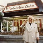 the amazing life of colonel harland david sanders founder of kentucky fried chicken বারবার ব্যর্থ হওয়া যে লোকটি অবসর গ্রহণের পরে আত্মহত্যা করতে গিয়েছিলেন, তাঁর রেসিপি এখন গোটা বিশ্ব জুড়ে