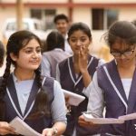 sikkha putisthan স্কুল-কলেজ শিক্ষার্থীদের পদচারণায় মুখর