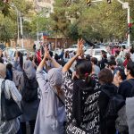 iran 9 ইরানে বিক্ষোভকারীর পরিবারের সদস্যদের ওপর গুলি