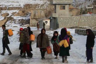 afganistan আফগানিস্তানে তুষারপাত-শৈত্যপ্রবাহে ১৫ দিনে মৃত্যু ১২৪ জনের